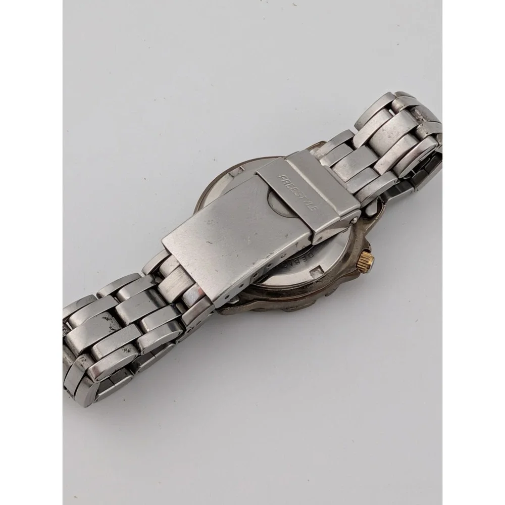 Freestyle Shark Watch Women Rotating Bezel MOP Dial Silver 6.5